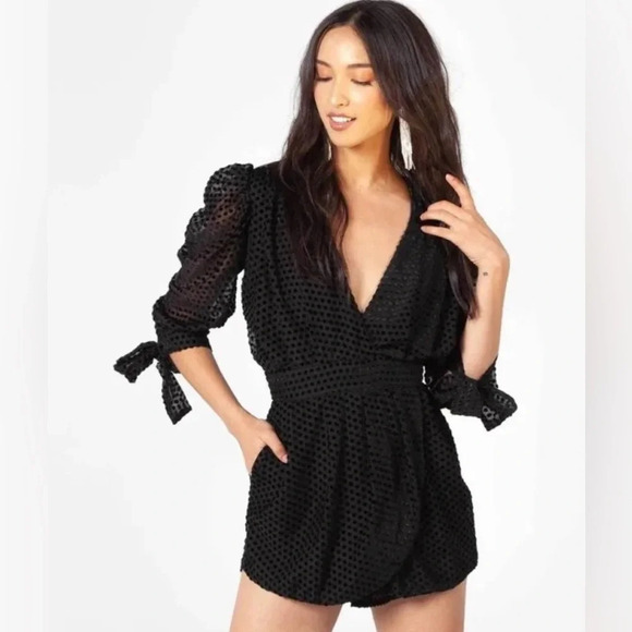 Eggie Black Romper Swiss Dot Size Small - Picture 1 of 10